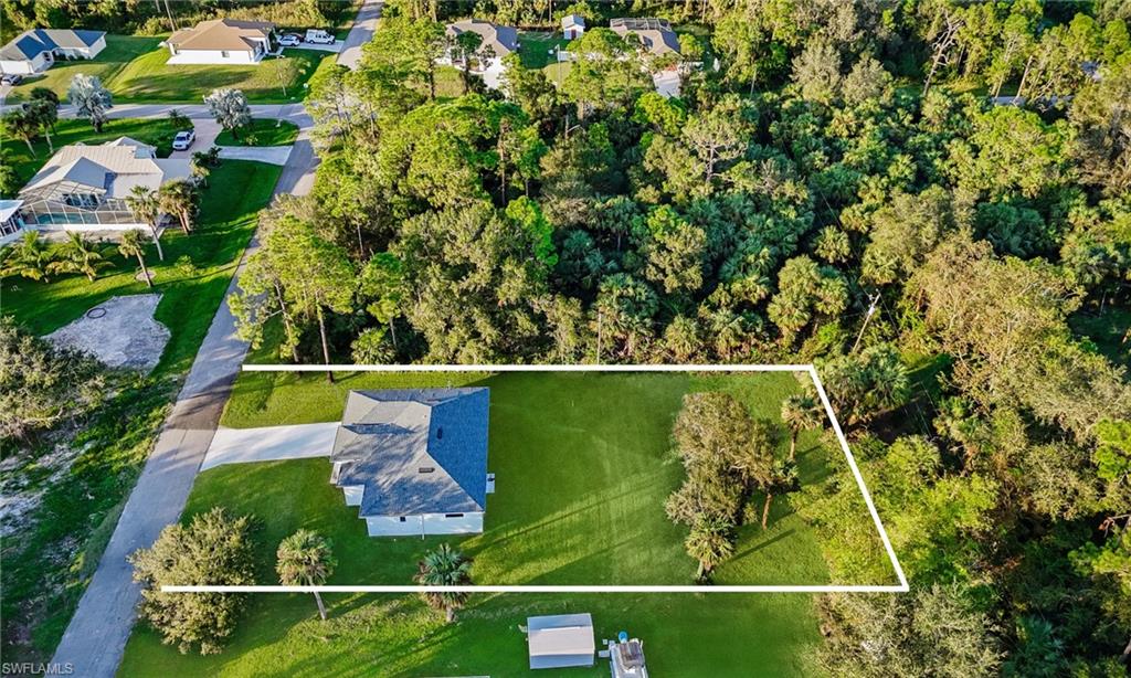 902 Magnolia AVE
