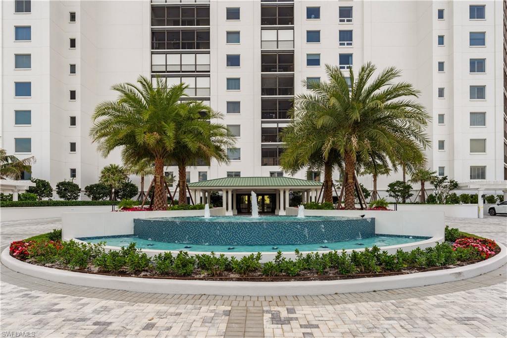 8473 Bay Colony DR # 801