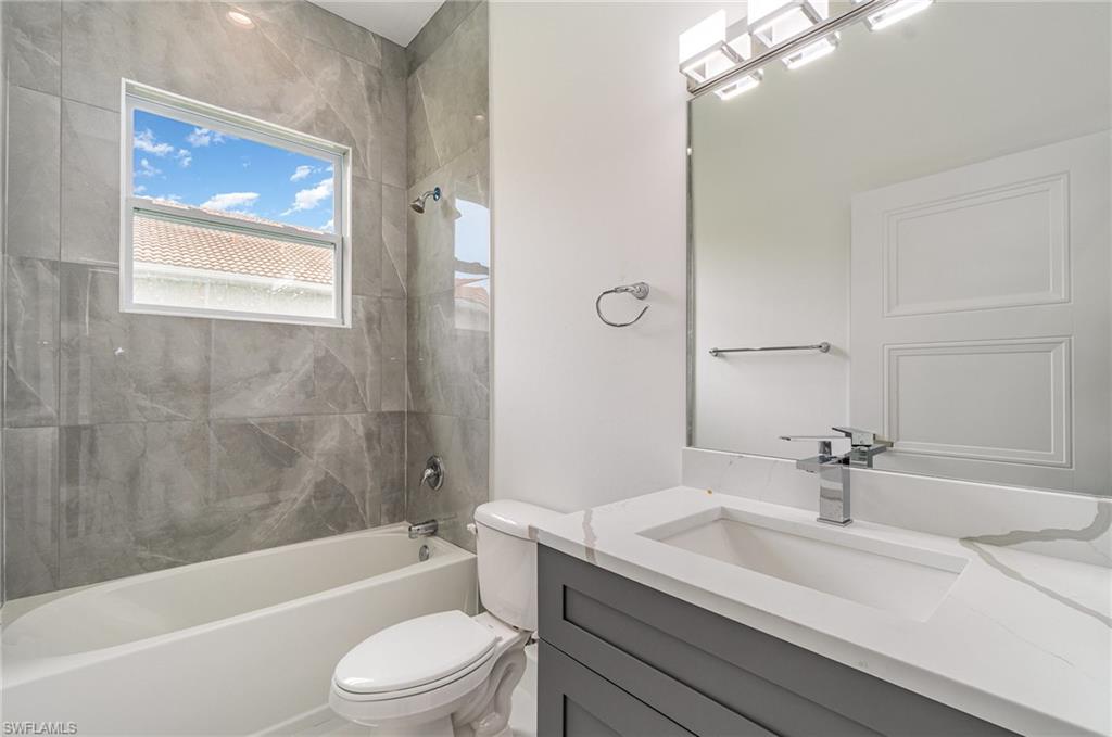 18716 Ensenada DR SW