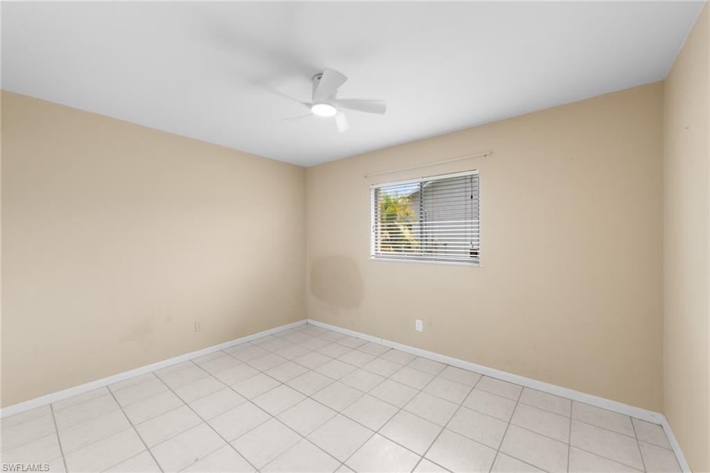 9366 Pineapple RD