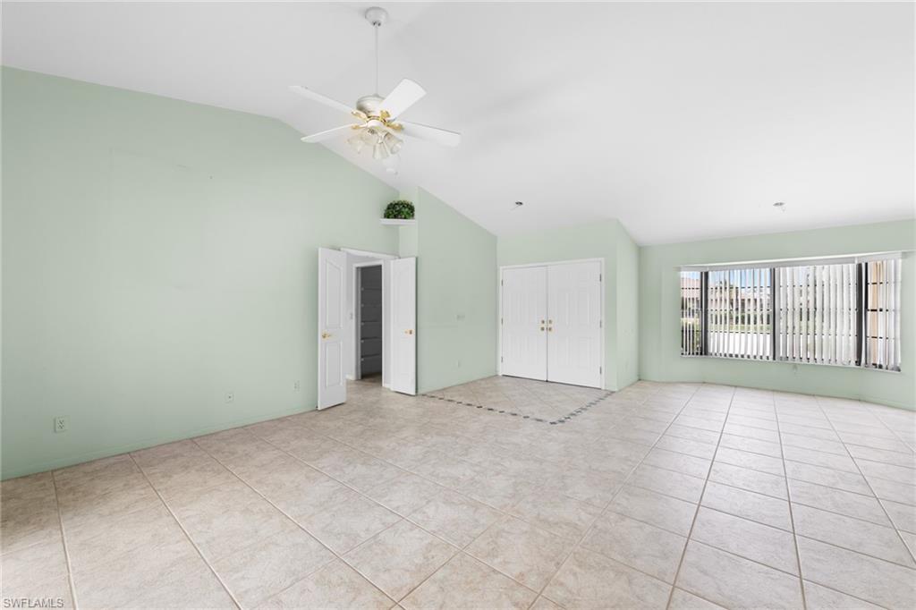 9366 Pineapple RD