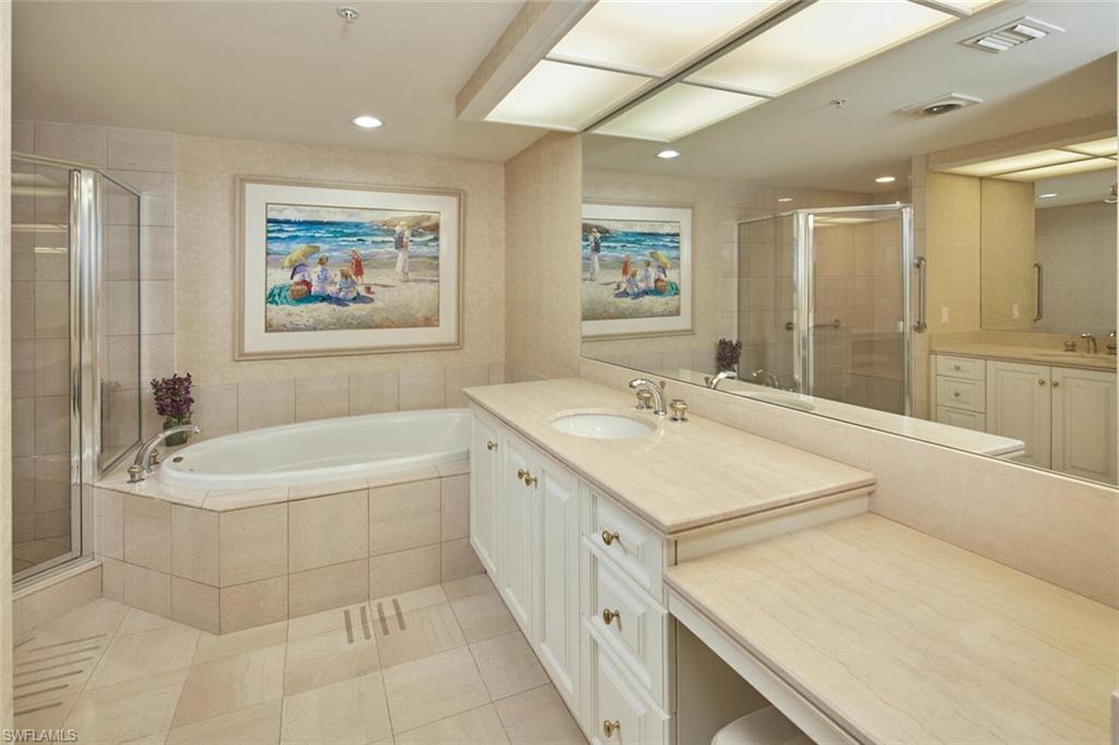 3991 Gulf Shore BLVD N # 904