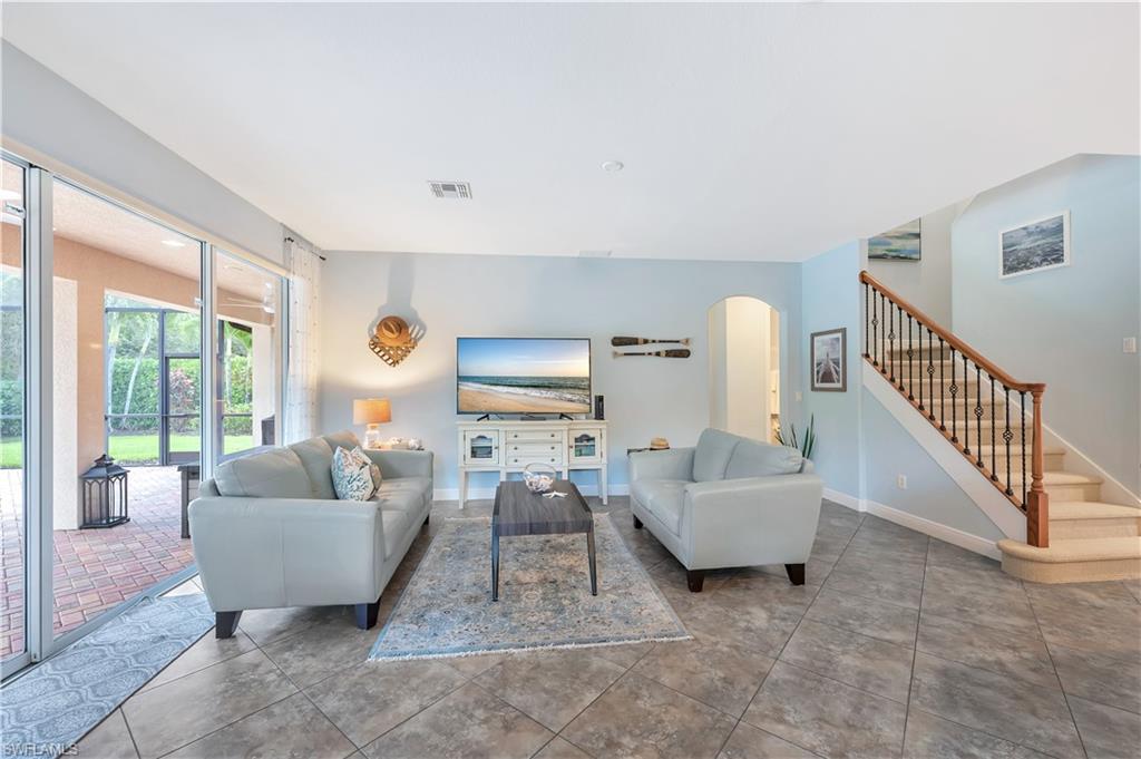 7839 Martino CIR