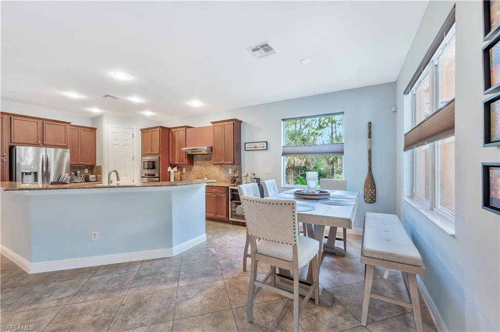 7839 Martino CIR