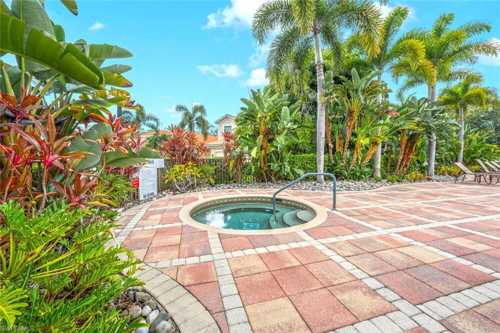 7839 Martino CIR