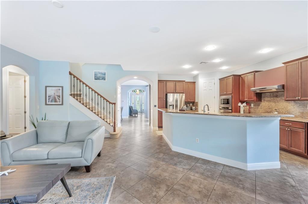 7839 Martino CIR