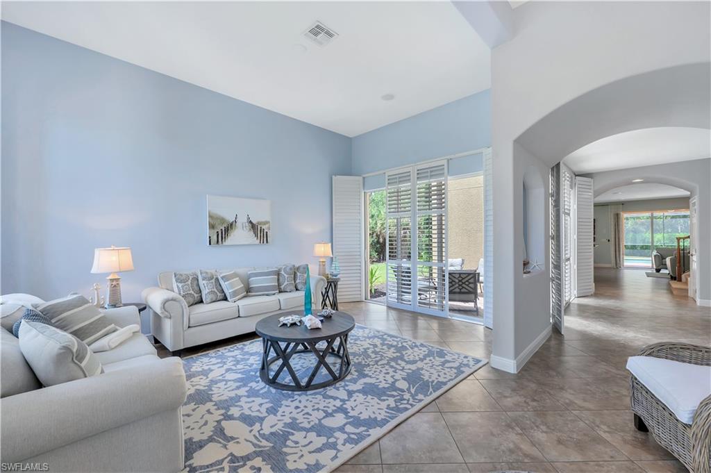 7839 Martino CIR