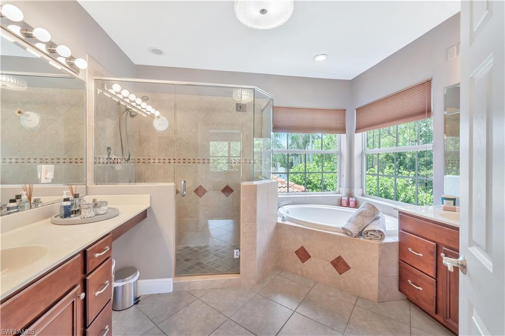 7839 Martino CIR