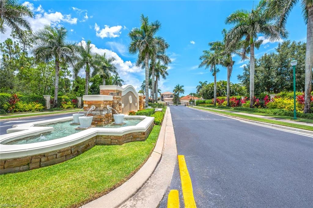 7839 Martino CIR