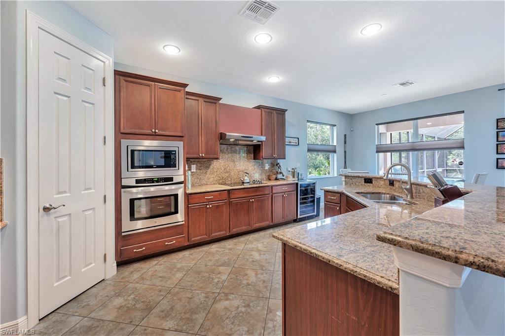 7839 Martino CIR