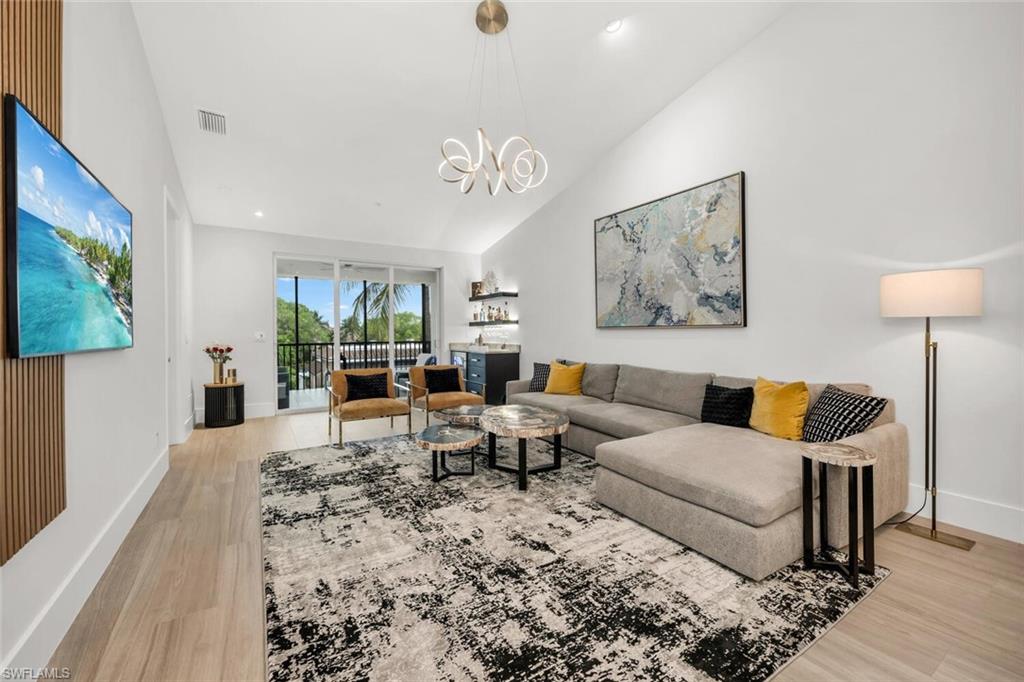 1540 Blue Point AVE # 201