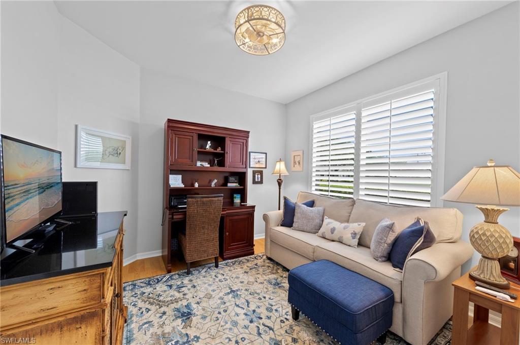 8501 Fairway Bend DR