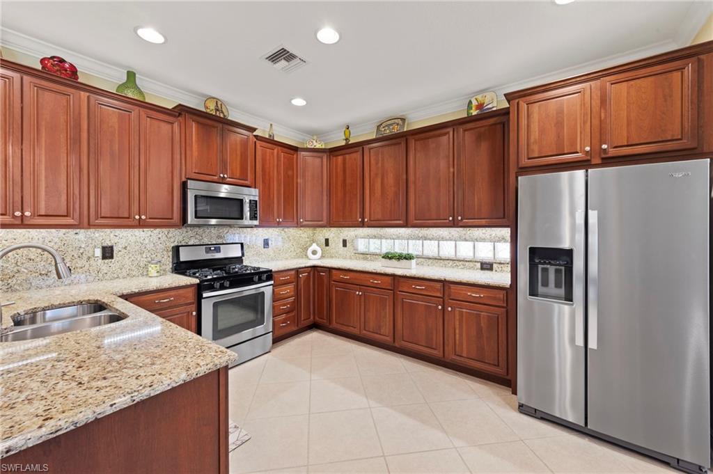 9146 Astonia WAY