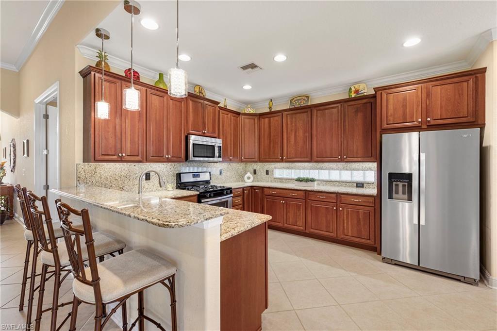 9146 Astonia WAY