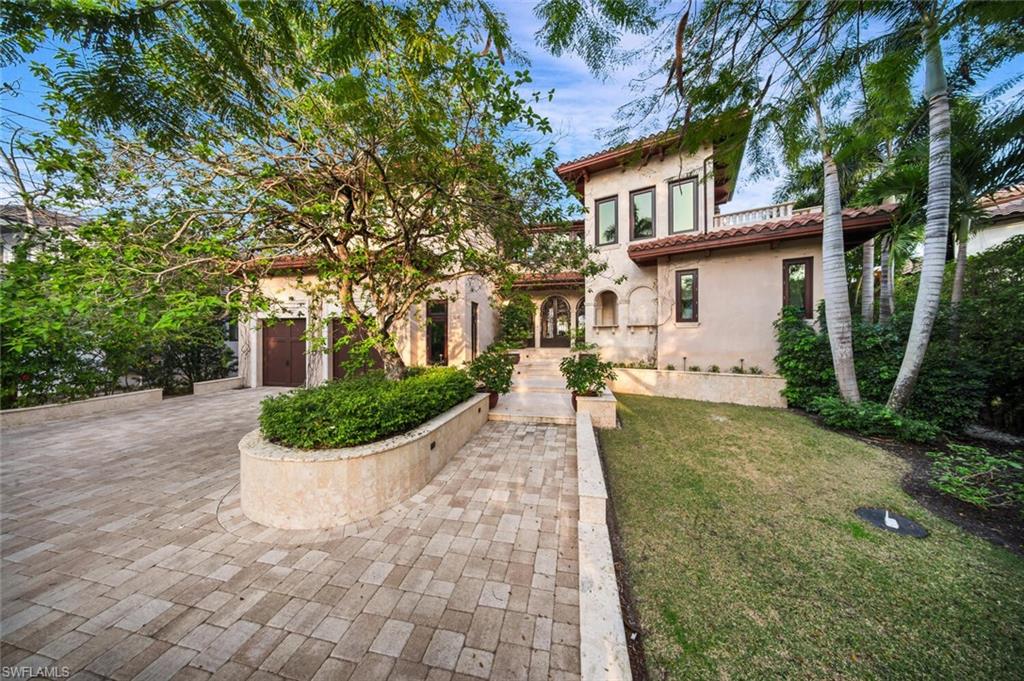 2233 Forrest LN