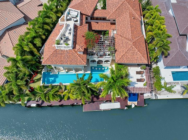 2233 Forrest LN