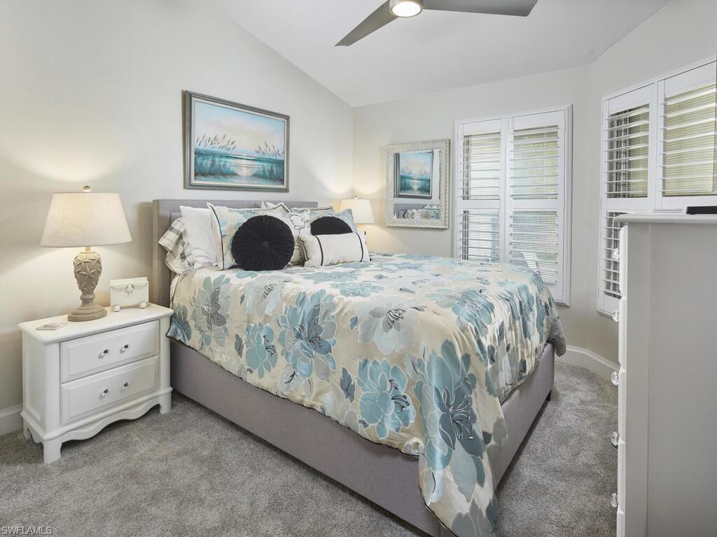 575 Park Shore DR # H2