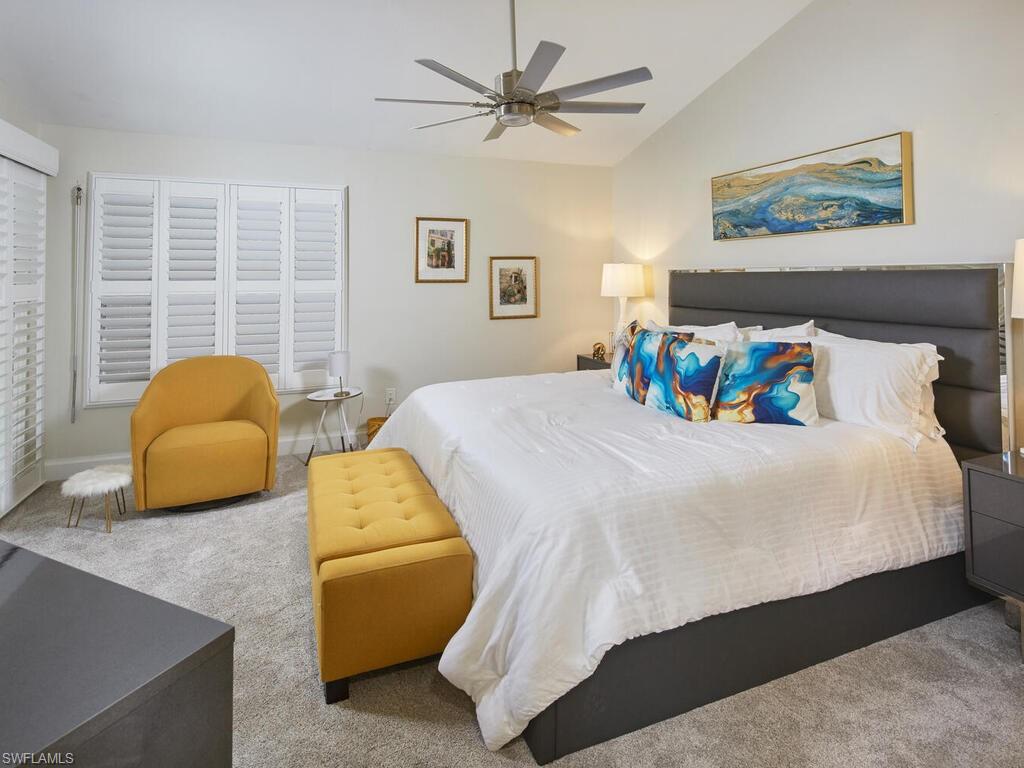 575 Park Shore DR # H2