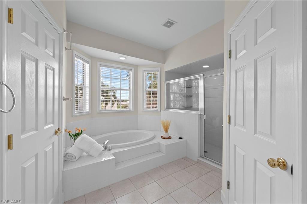 6185 Cocos DR, FORT MYERS