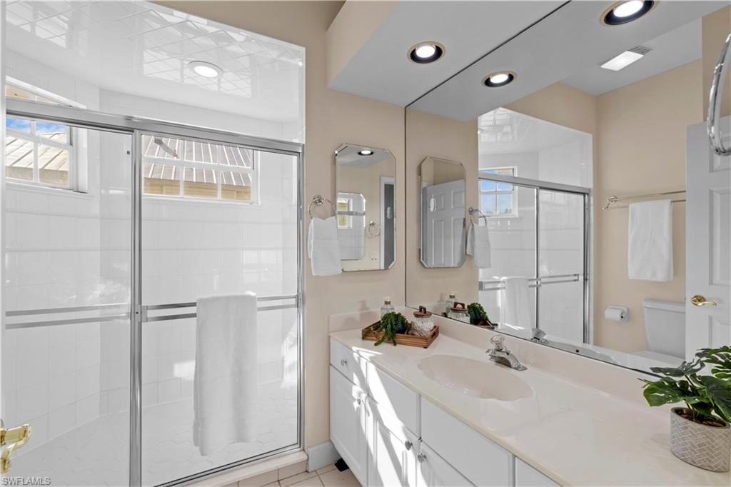 6185 Cocos DR, FORT MYERS