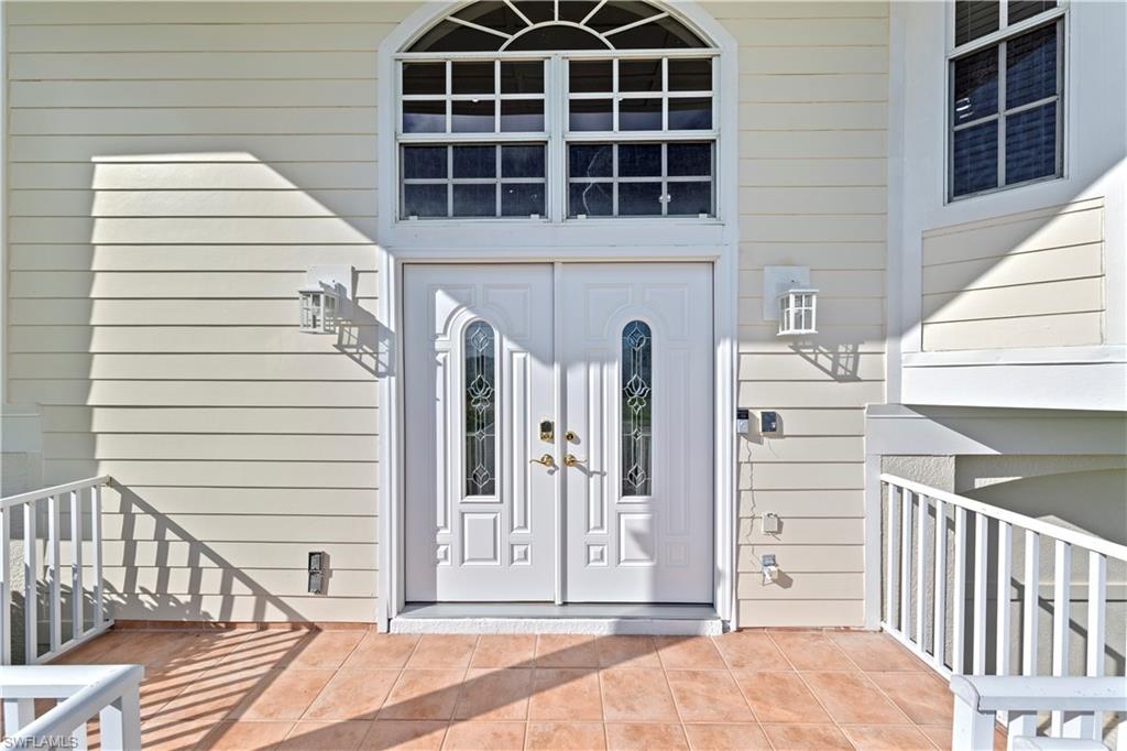 6185 Cocos DR, FORT MYERS