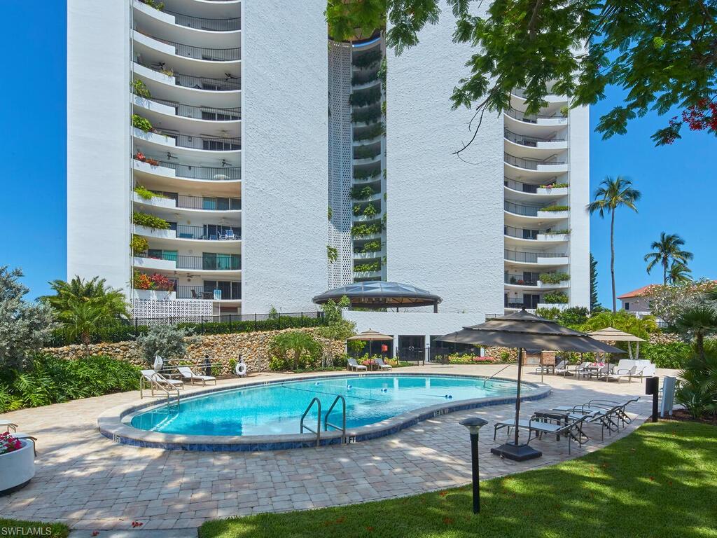 3951 Gulf Shore BLVD N # 201, NAPLES Unit: 201