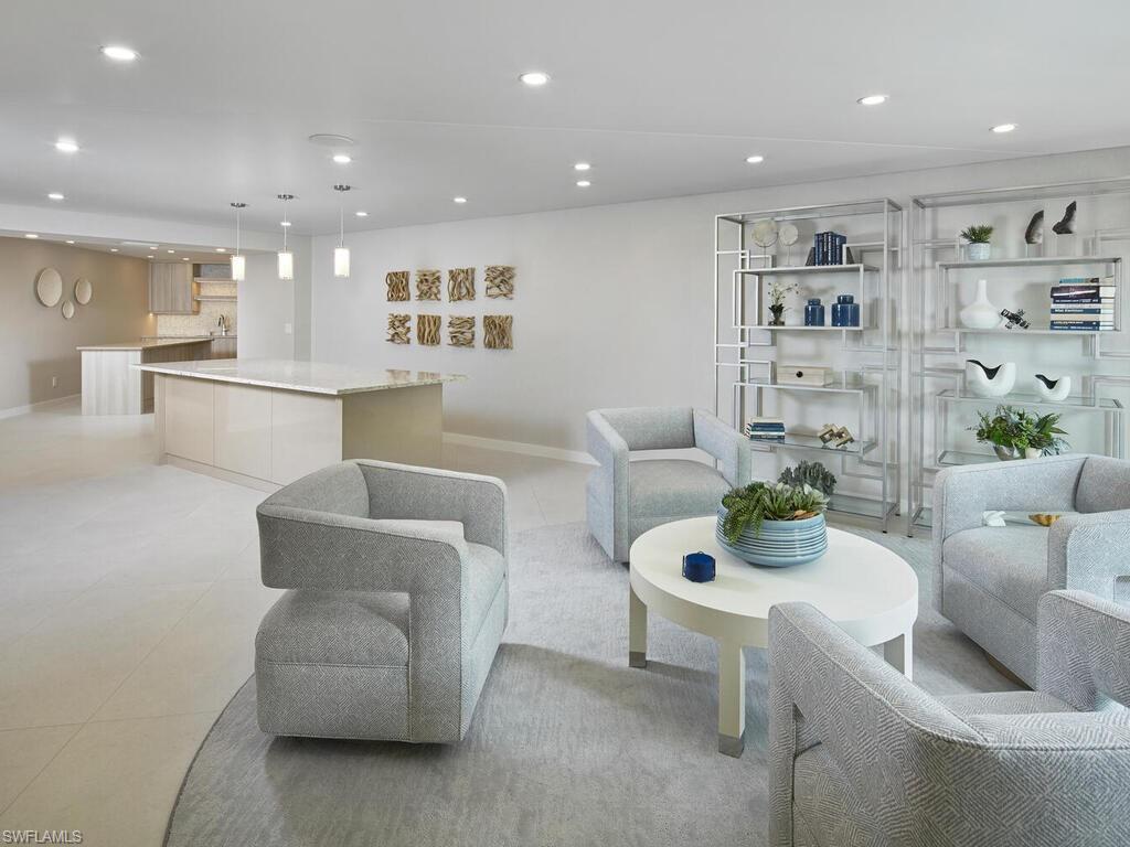 3951 Gulf Shore BLVD N # 201, NAPLES Unit: 201