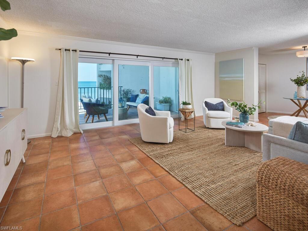 3951 Gulf Shore BLVD N # 201, NAPLES Unit: 201