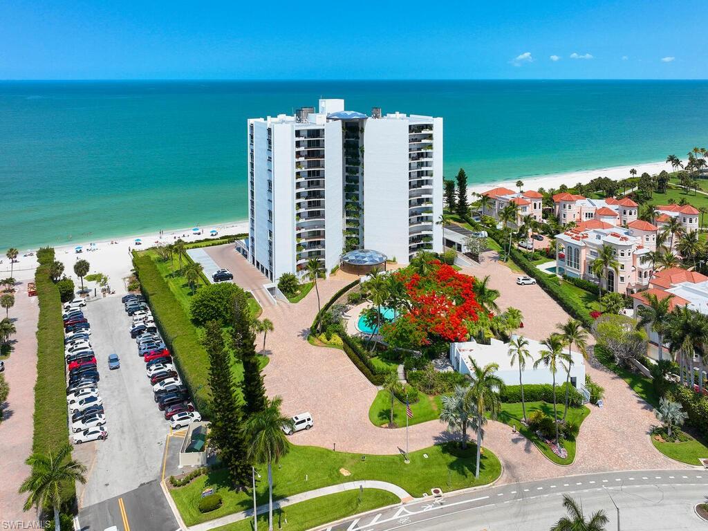 3951 Gulf Shore BLVD N # 201, NAPLES Unit: 201