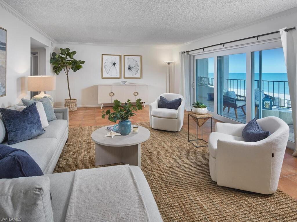 3951 Gulf Shore BLVD N # 201, NAPLES Unit: 201