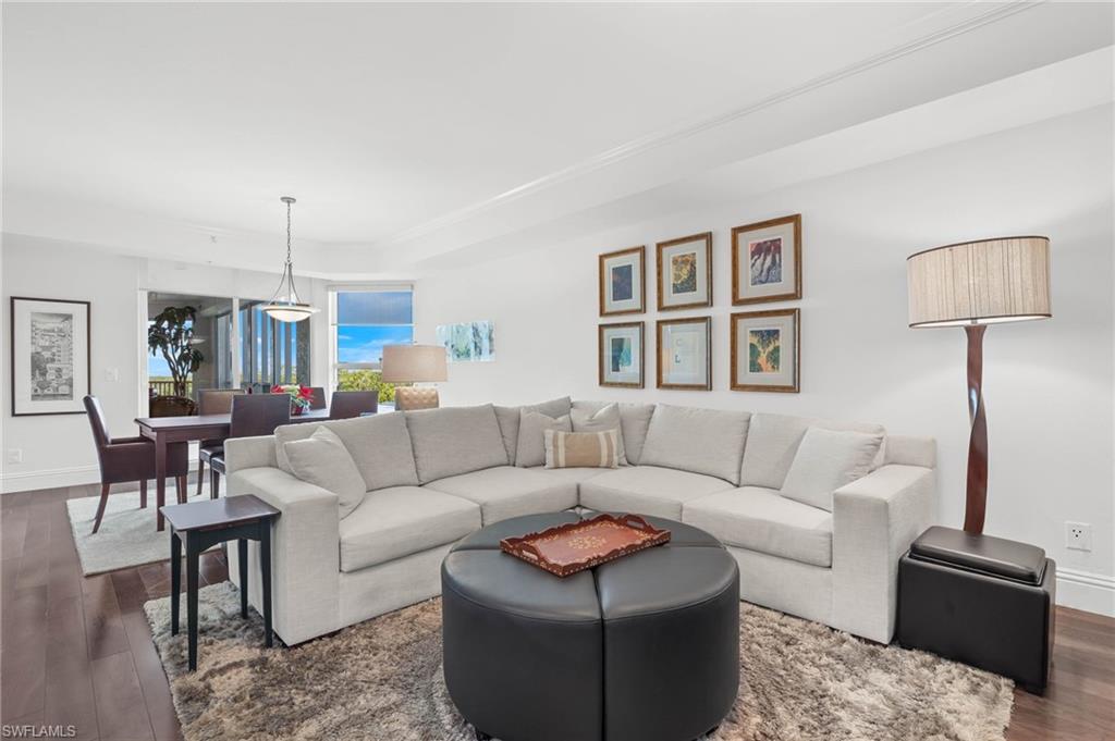 285 GRANDE WAY # 404