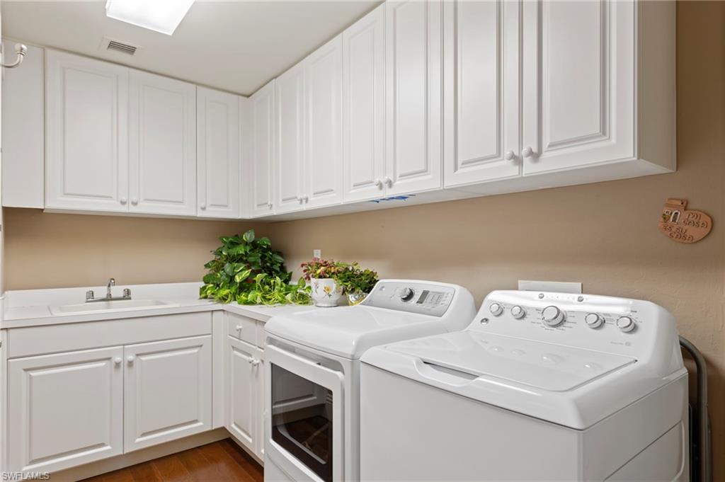 285 GRANDE WAY # 404
