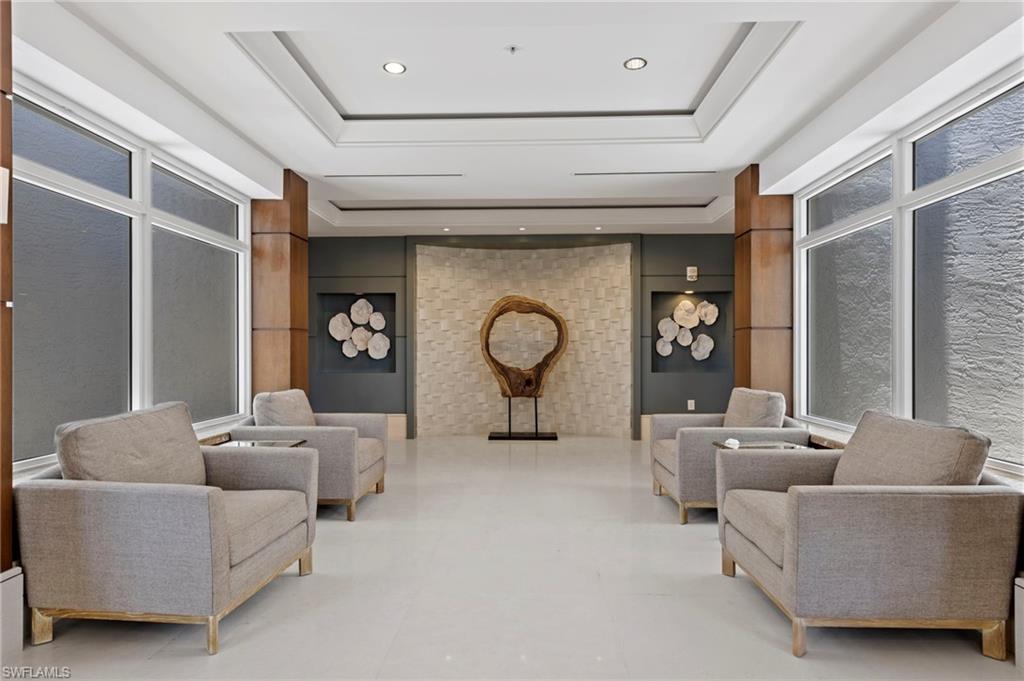 285 GRANDE WAY # 404