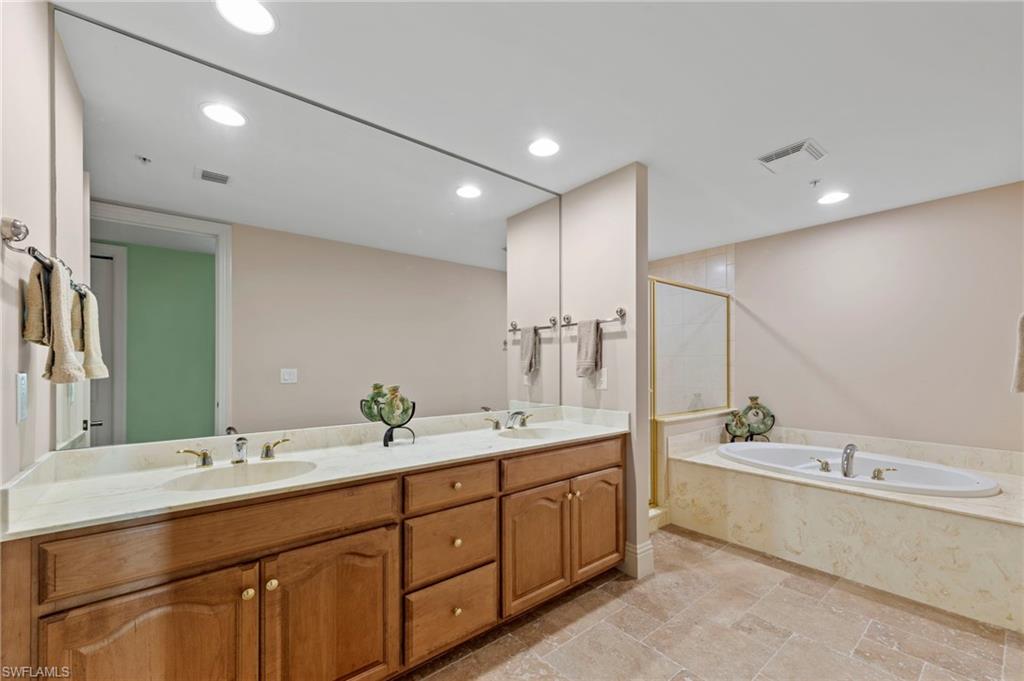 285 GRANDE WAY # 404