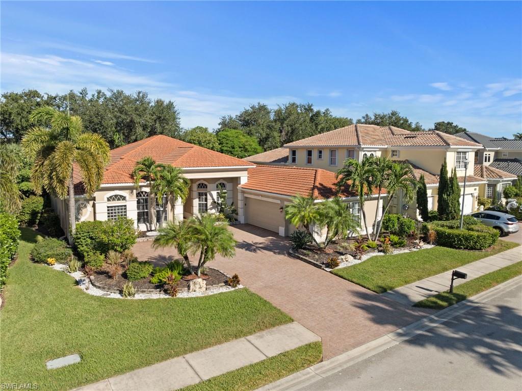19464 La Serena DR, ESTERO