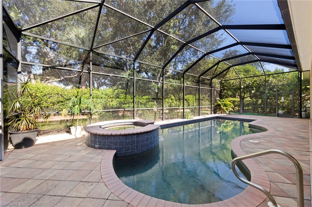 19464 La Serena DR, ESTERO