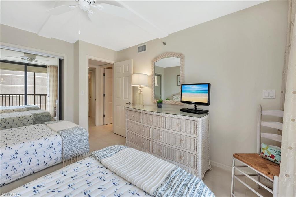 26225 Hickory BLVD # 10B