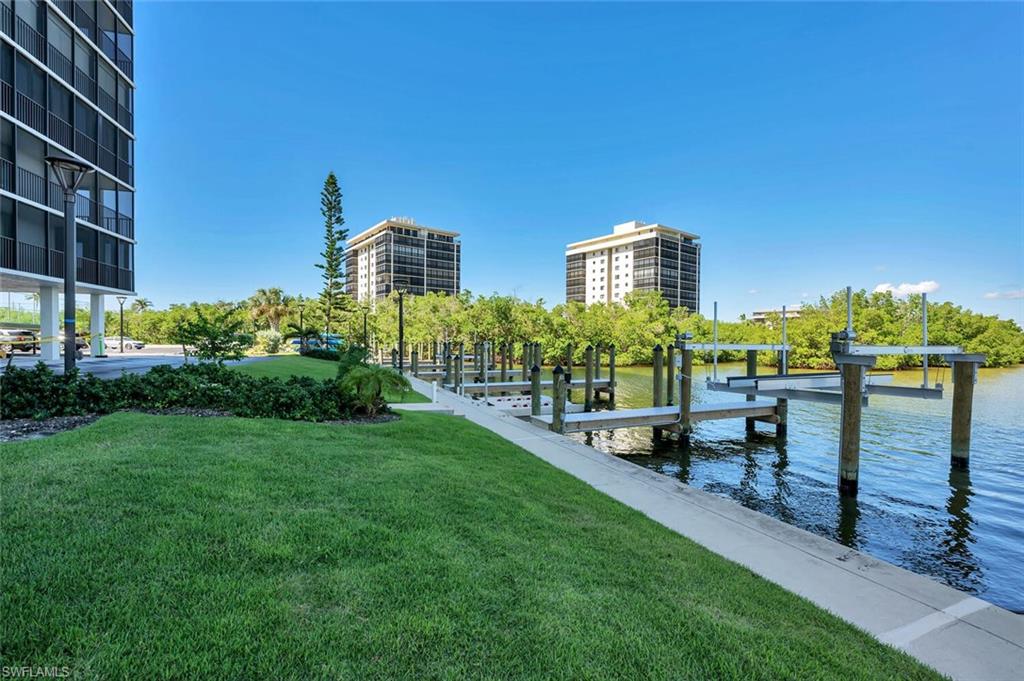 26225 Hickory BLVD # 10B