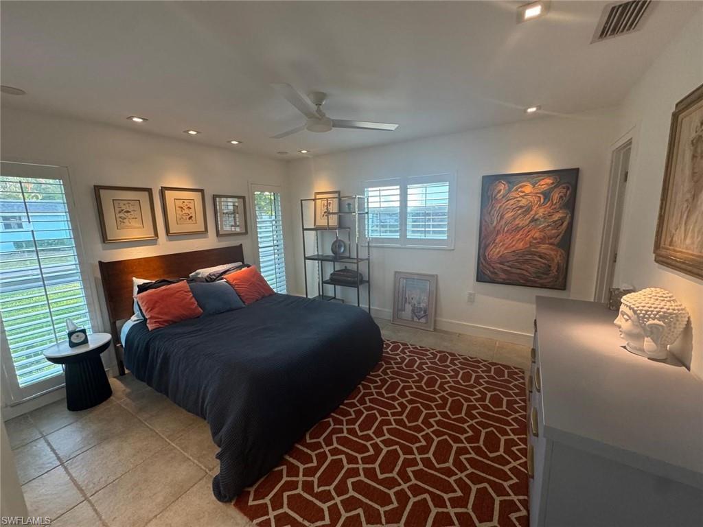 215 Lanchester CT # 44, NAPLES Unit: 44