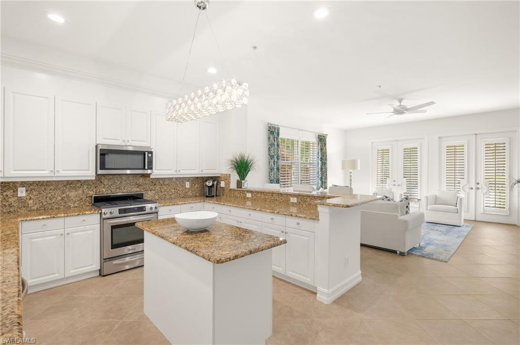 2847 Tiburon BLVD E # 102, NAPLES Unit: 102