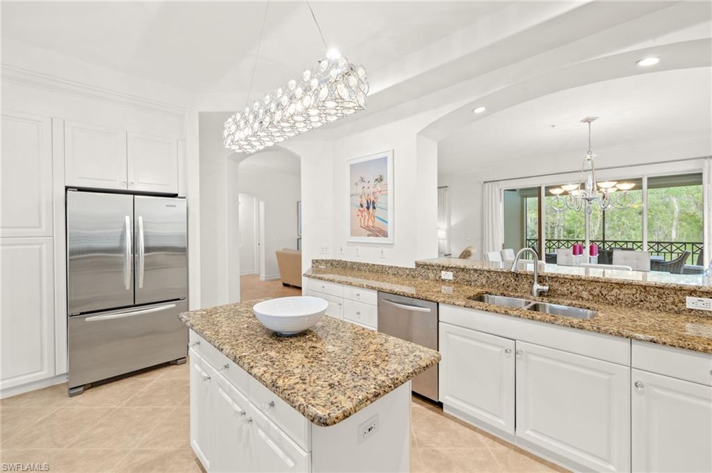 2847 Tiburon BLVD E # 102, NAPLES Unit: 102