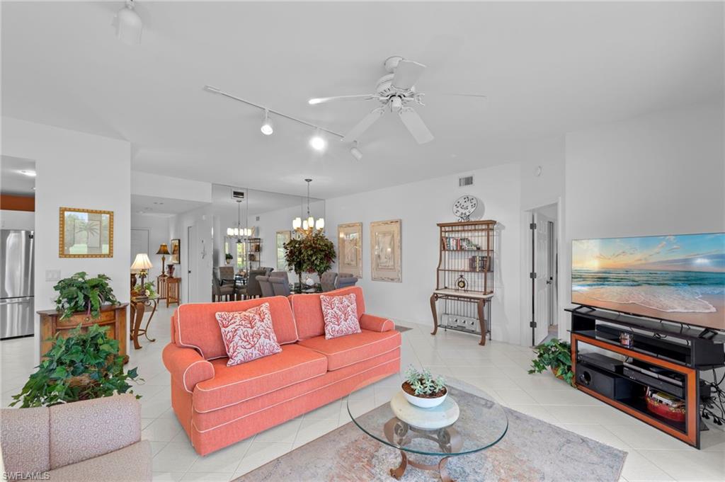 8291 Grand Palm DR # 4