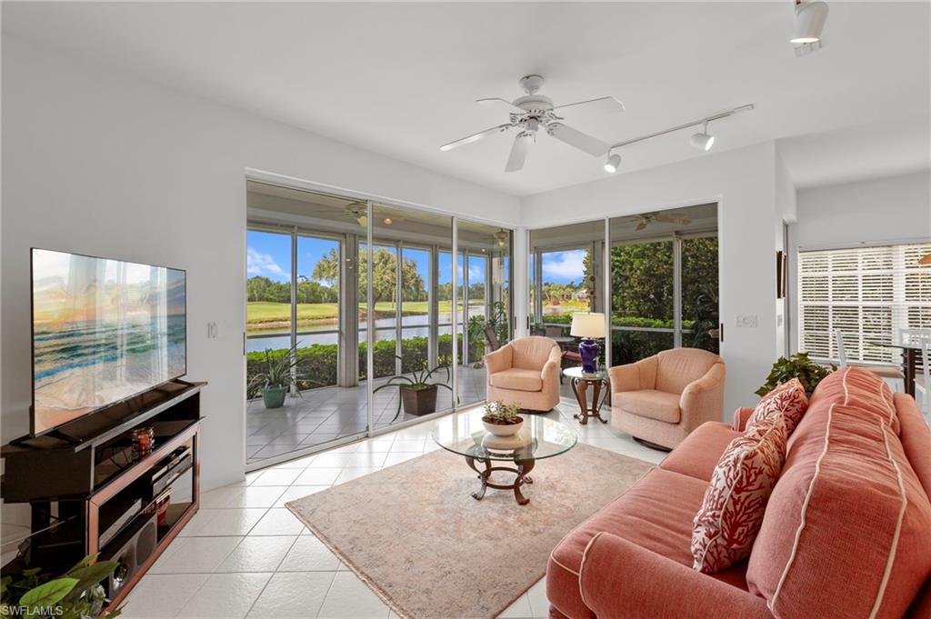 8291 Grand Palm DR # 4