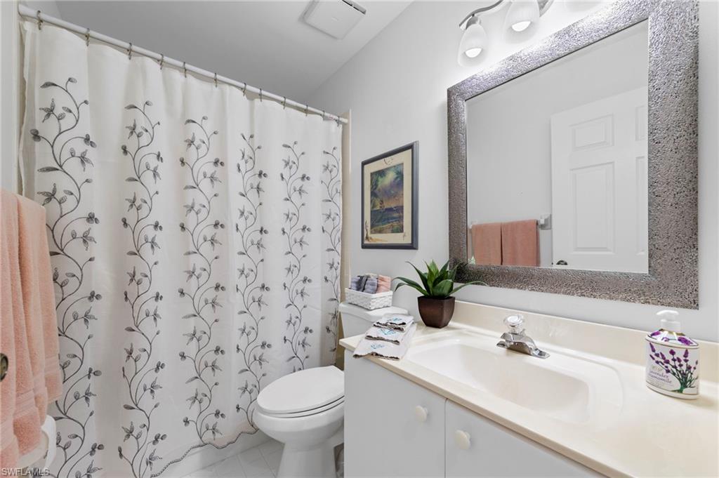 8291 Grand Palm DR # 4