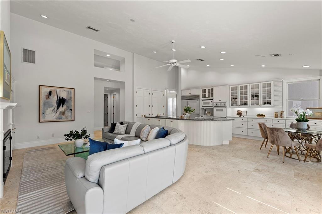 780 Brentwood PT, NAPLES