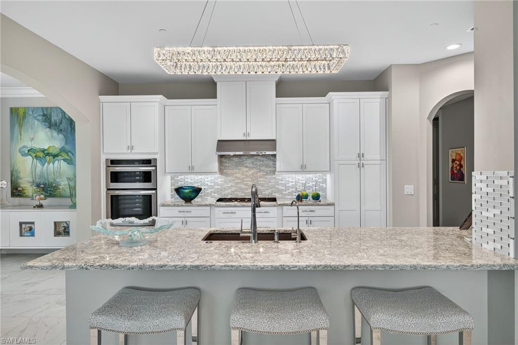 2555 MARQUESA ROYALE LN # 202