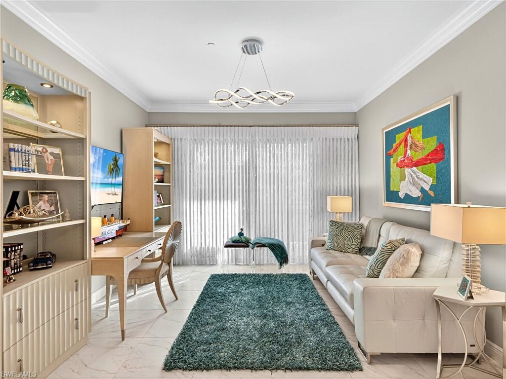 2555 MARQUESA ROYALE LN # 202