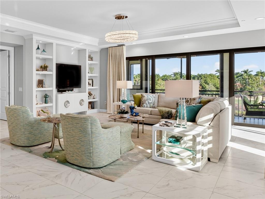 2555 MARQUESA ROYALE LN # 202