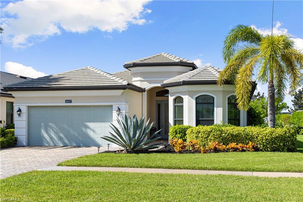 10137 Florence CIR, NAPLES