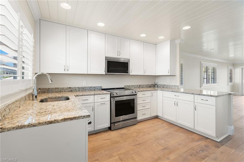 310 14th AVE S # 310B